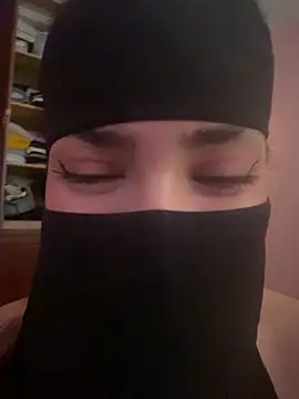 SexyaDivaa online show from April 9, 2026, 9:48 am