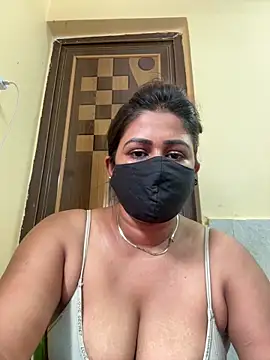 Snapshot of Rimi40464 chatting on April 26, 2026, 7:27 am Rimi40464 online show from April 26, 2026, 7:27 am