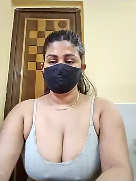 Snapshot of Rimi40464 chatting on April 3, 2026, 9:16 am Rimi40464 online show from April 3, 2026, 9:16 am
