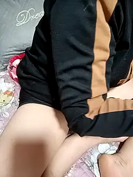 Snapshot of __Merry__ chatting on April 11, 2026, 5:15 am Merry online show from April 11, 2026, 5:15 am