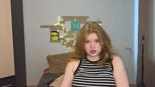 Snapshot of BeautifulPleasureFairy chatting on May 10, 2026, 9:02 am BeautifulPleasureFairy online show from May 10, 2026, 9:02 am