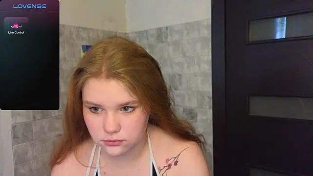 Snapshot of BeautifulPleasureFairy chatting on May 3, 2026, 2:49 am BeautifulPleasureFairy online show from May 3, 2026, 2:49 am