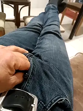 Snapshot of arda096 chatting on March 29, 2026, 9:27 pm arda096 online show from March 29, 2026, 9:27 pm