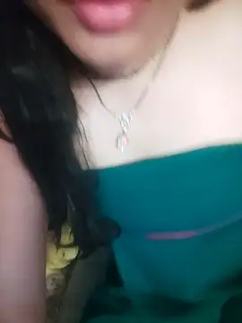 Snapshot of SweetTsAngel chatting on April 13, 2026, 4:22 pm SweetTsAngel online show from April 13, 2026, 4:22 pm