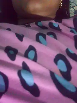 Snapshot of riyaa_sexyy chatting on May 8, 2026, 4:44 pm riyaa sexyy online show from May 8, 2026, 4:44 pm