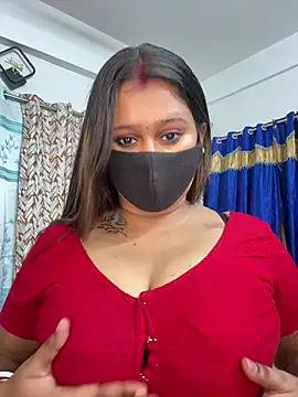 Snapshot of Sweet-Ellina chatting on May 13, 2026, 6:09 am Sweet-Ellina online show from May 13, 2026, 6:09 am