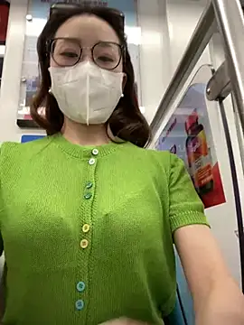 Snapshot of meimeibuguai chatting on July 1, 2026, 11:43 am meimeibuguai online show from July 1, 2026, 11:43 am