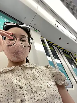 Snapshot of meimeibuguai chatting on June 1, 2026, 10:26 am meimeibuguai online show from June 1, 2026, 10:26 am