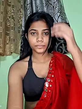 Snapshot of sexy__Valentine chatting on June 3, 2026, 4:33 pm sexy Valentine online show from June 3, 2026, 4:33 pm
