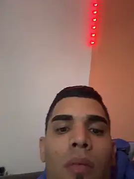 Snapshot of Josehjr chatting on May 18, 2026, 3:28 pm Josehjr online show from May 18, 2026, 3:28 pm