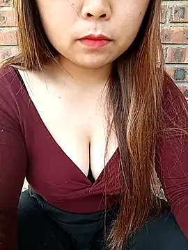 Snapshot of jas-cutle chatting on April 4, 2026, 7:37 am jas-cutle online show from April 4, 2026, 7:37 am