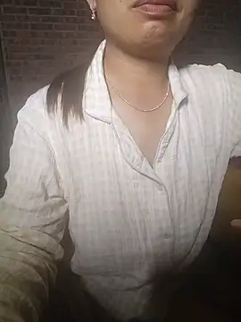 Snapshot of cat-kat chatting on June 11, 2026, 11:57 pm cat-kat online show from June 11, 2026, 11:57 pm