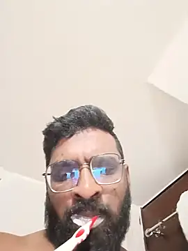 Snapshot of surya385 chatting on May 27, 2026, 2:08 am surya385 online show from May 27, 2026, 2:08 am