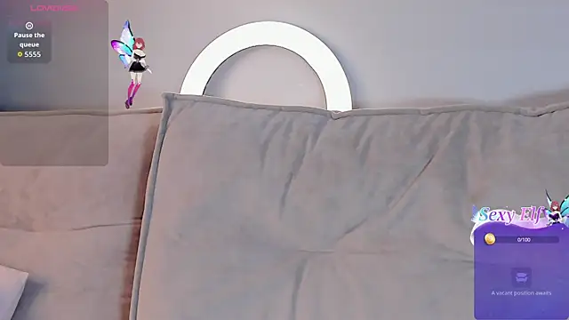 Snapshot of Roxy_Moor chatting on May 1, 2026, 9:36 am Roxy Moor online show from May 1, 2026, 9:36 am