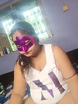 Snapshot of Naina1994 chatting on July 10, 2026, 7:08 am Naina1994 online show from July 10, 2026, 7:08 am