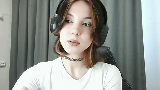 Snapshot of RubyBooby chatting on May 27, 2026, 3:52 pm RubyBooby online show from May 27, 2026, 3:52 pm
