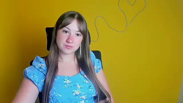 Snapshot of Tiffani_Angel chatting on June 25, 2026, 5:56 am Tiffani Angel online show from June 25, 2026, 5:56 am