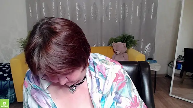 Snapshot of QUEEN02030 chatting on May 10, 2026, 10:41 am QUEEN02030 online show from May 10, 2026, 10:41 am