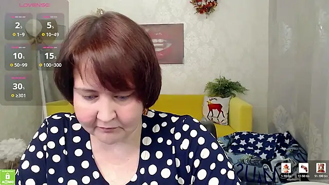 Snapshot of QUEEN02030 chatting on July 2, 2026, 2:45 pm QUEEN02030 online show from July 2, 2026, 2:45 pm