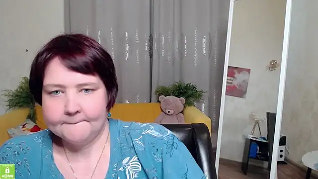 Snapshot of QUEEN02030 chatting on May 25, 2026, 10:25 am QUEEN02030 online show from May 25, 2026, 10:25 am