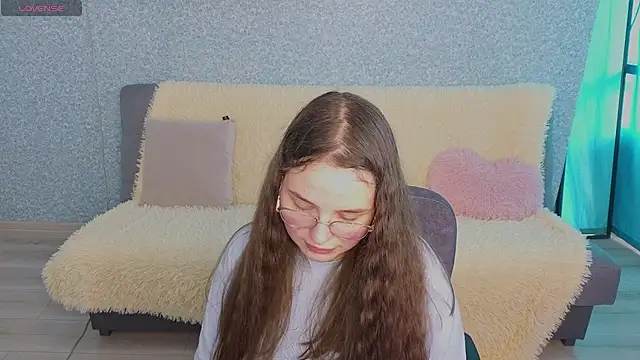 SofiDreamm online show from June 8, 2026, 3:01 pm