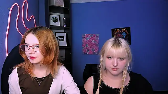 Snapshot of callmevivien chatting on April 15, 2026, 7:29 pm callmevivien online show from April 15, 2026, 7:29 pm