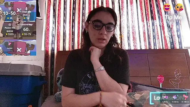 Snapshot of Ellaa_honey chatting on June 26, 2026, 1:39 pm Ellaa honey online show from June 26, 2026, 1:39 pm