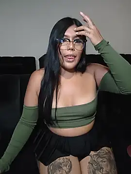 Snapshot of aleenavarro chatting on May 23, 2026, 6:34 am aleenavarro online show from May 23, 2026, 6:34 am