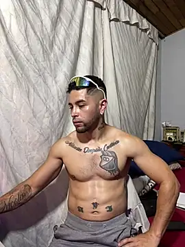 Snapshot of Sexmuscle17 chatting on July 9, 2026, 8:41 pm Sexmuscle17 online show from July 9, 2026, 8:41 pm