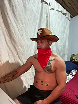 Snapshot of Sexmuscle17 chatting on June 7, 2026, 12:38 am Sexmuscle17 online show from June 7, 2026, 12:38 am