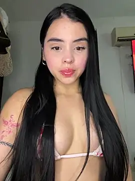 Snapshot of mimihot777 chatting on April 2, 2026, 10:05 pm mimihot777 online show from April 2, 2026, 10:05 pm