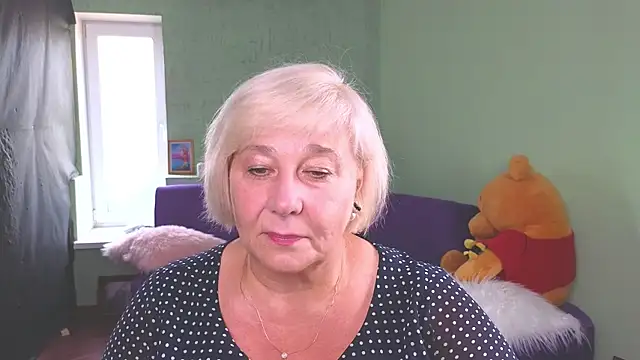 Milane Milky online show from June 14, 2026, 6:14 am