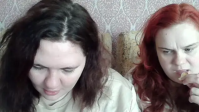 Snapshot of AmirahLaveyQx chatting on April 4, 2026, 12:23 pm AmirahLaveyQx online show from April 4, 2026, 12:23 pm