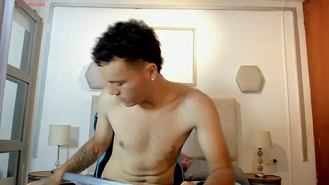  blowsex  online show from March 31, 2026, 1:57 pm