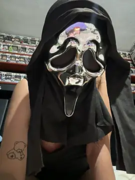 DulceLuaXxx online show from April 12, 2026, 2:48 am