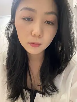 Snapshot of Shanshan_1267 chatting on April 24, 2026, 7:43 am Shanshan 1267 online show from April 24, 2026, 7:43 am
