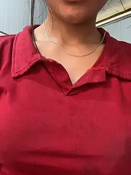 Elisa-a online show from April 2, 2026, 9:38 am