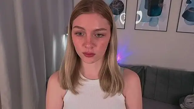 PatriciaaReed online show from May 5, 2026, 9:40 pm