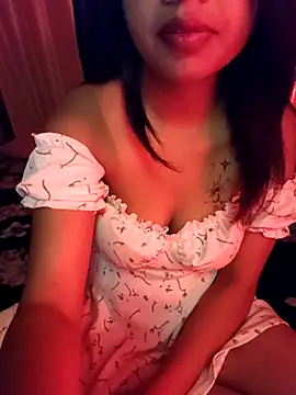 Snapshot of hoty-vani chatting on May 13, 2026, 5:09 pm hoty-vani online show from May 13, 2026, 5:09 pm
