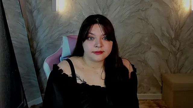 Snapshot of Evelyne_Loo chatting on May 3, 2026, 1:11 am Evelyne Loo online show from May 3, 2026, 1:11 am