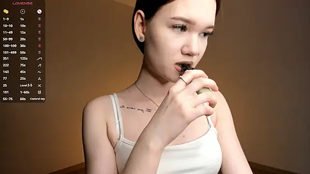 Snapshot of DawnByard chatting on May 7, 2026, 9:12 am DawnByard online show from May 7, 2026, 9:12 am