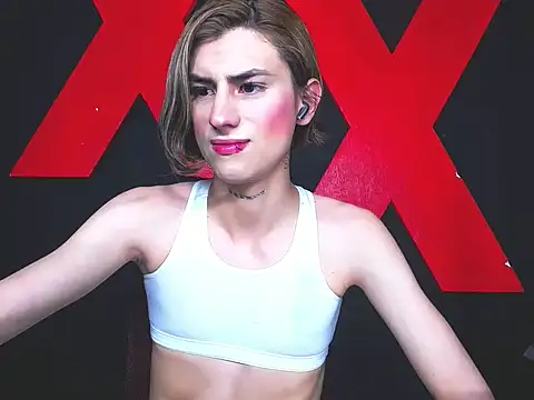 Snapshot of AlanFox1 chatting on April 4, 2026, 1:28 pm AlanFox1 online show from April 4, 2026, 1:28 pm