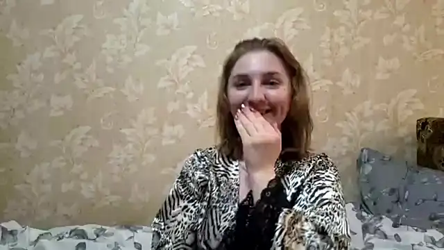 Snapshot of GwenMerkt chatting on May 7, 2026, 4:10 pm GwenMerkt online show from May 7, 2026, 4:10 pm