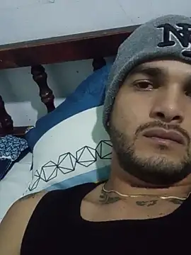Snapshot of Nicolas_Moncadas chatting on May 18, 2026, 6:51 am Nicolas Moncadas online show from May 18, 2026, 6:51 am