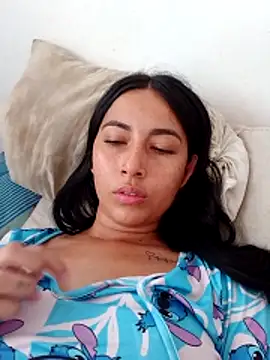 Snapshot of Ann_Houston chatting on April 4, 2026, 8:37 pm Ann Houston online show from April 4, 2026, 8:37 pm