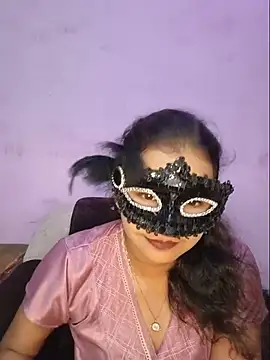 Snapshot of Legend_choice chatting on June 9, 2026, 10:44 pm Legend choice online show from June 9, 2026, 10:44 pm