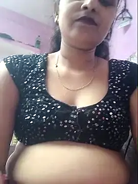 Snapshot of Legend_choice chatting on June 2, 2026, 11:21 am Legend choice online show from June 2, 2026, 11:21 am
