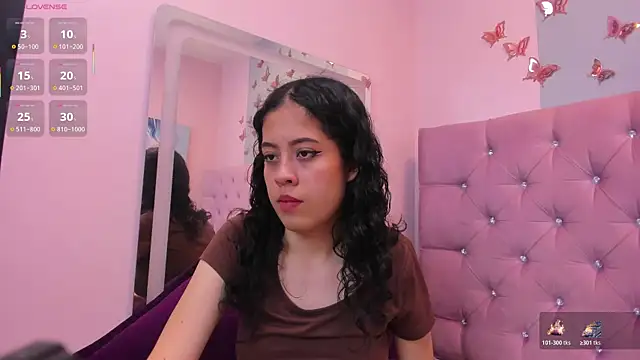 Snapshot of Kaira_luxury chatting on June 20, 2026, 3:00 am Kaira luxury online show from June 20, 2026, 3:00 am