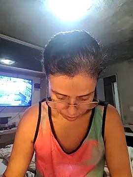 Snapshot of Cristotoza chatting on May 21, 2026, 3:42 pm Cristotoza online show from May 21, 2026, 3:42 pm