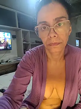 Snapshot of Cristotoza chatting on June 15, 2026, 10:42 pm Cristotoza online show from June 15, 2026, 10:42 pm
